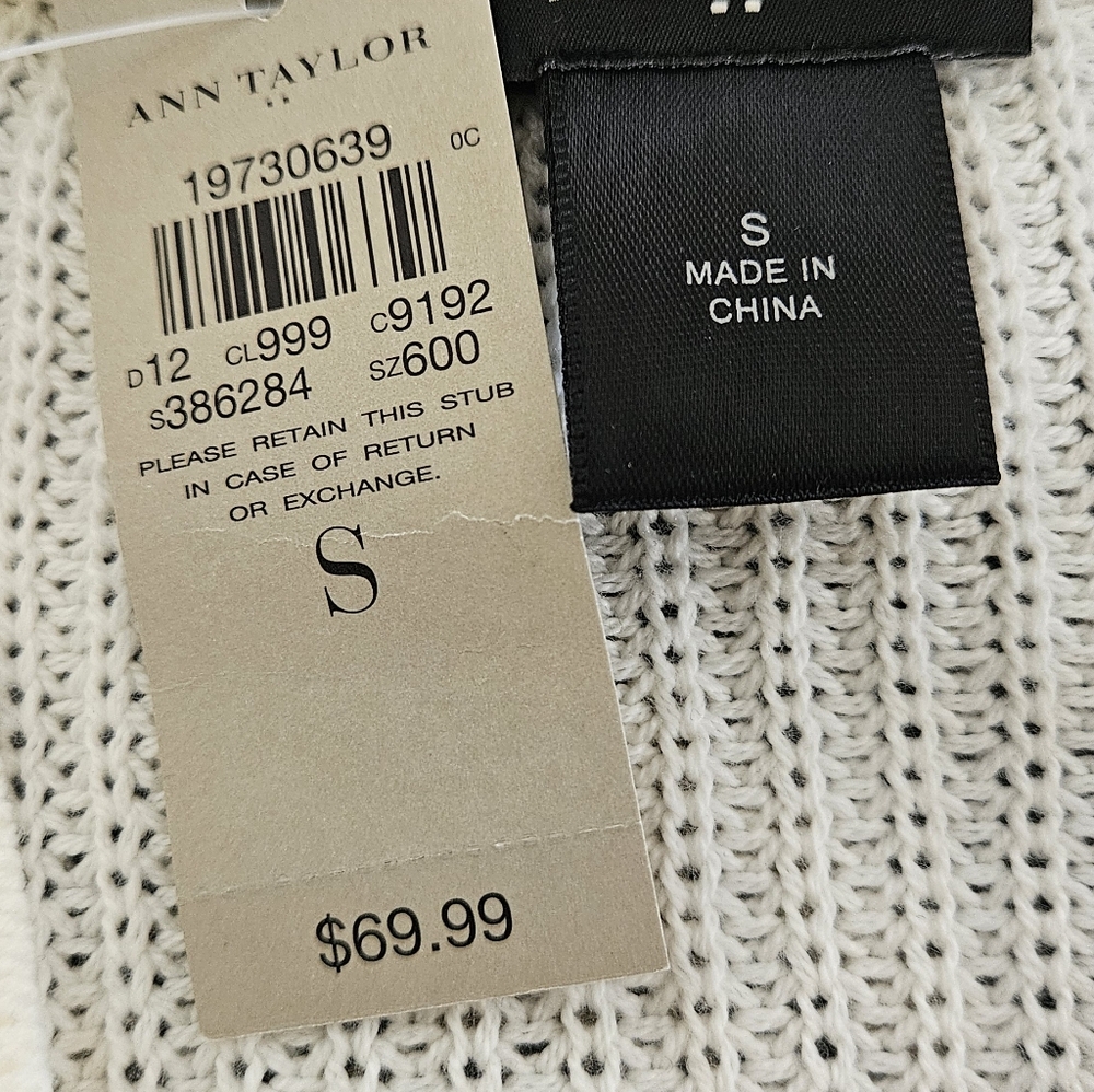 NWT Ann Taylor Oversized Boyfriend Sweater - Picture 4 of 5